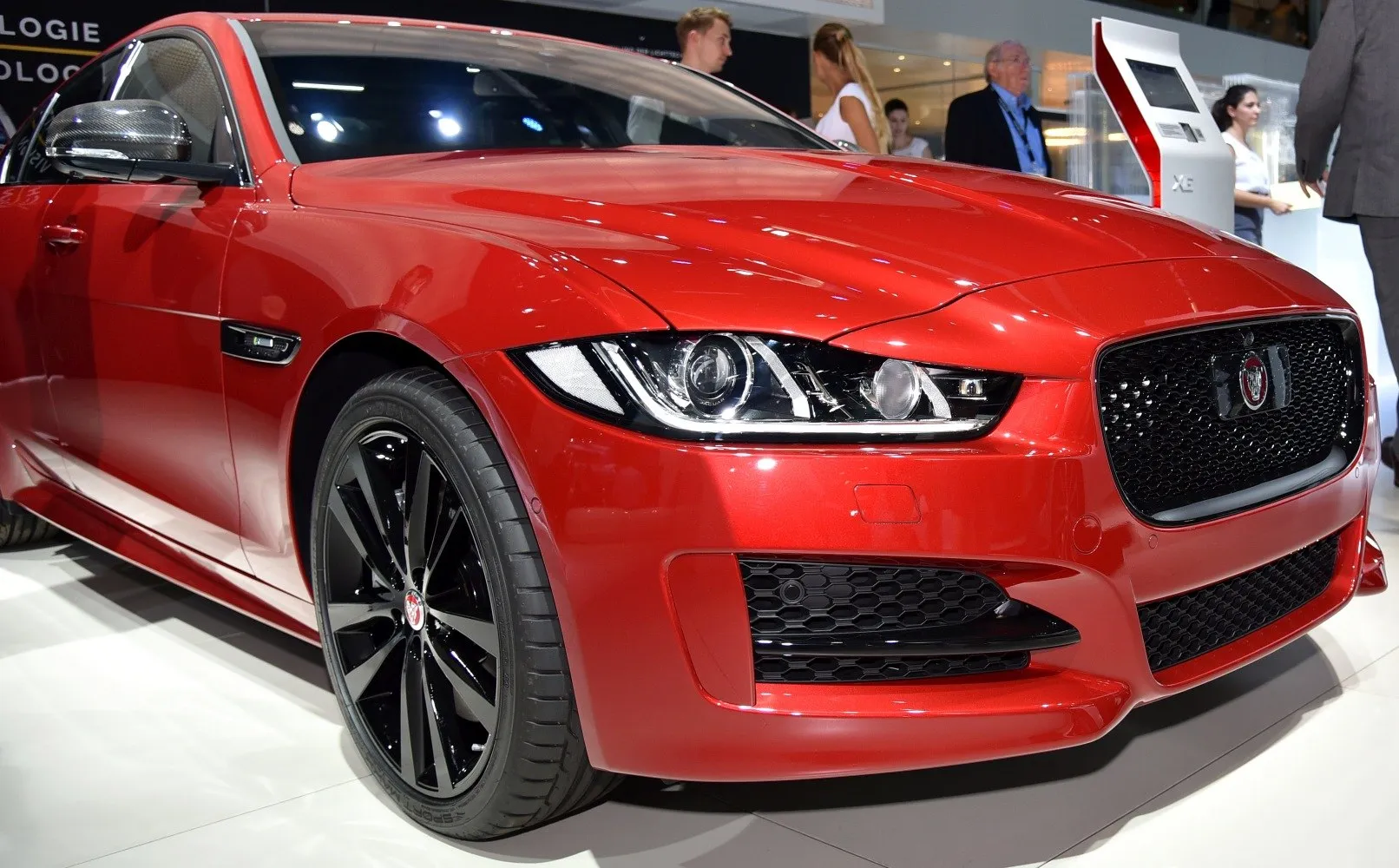 Image for Jaguar XE X760