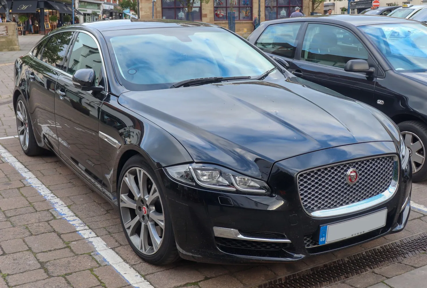 Jaguar XJ Long (X351 facelift 2015)