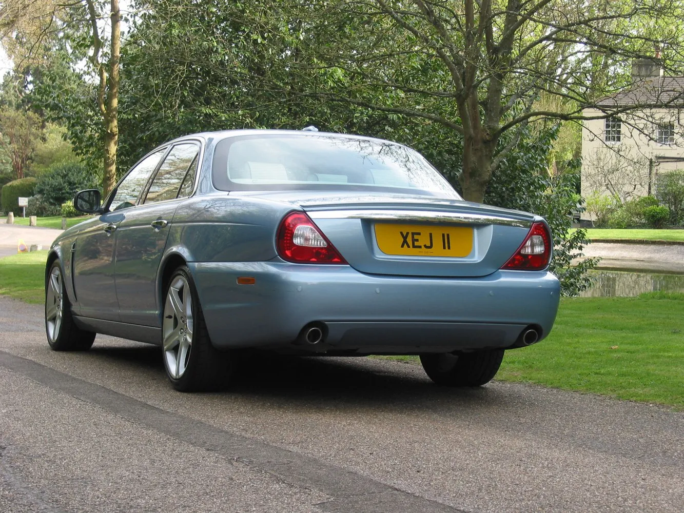 Image for Jaguar XJ Sovereign (X358)