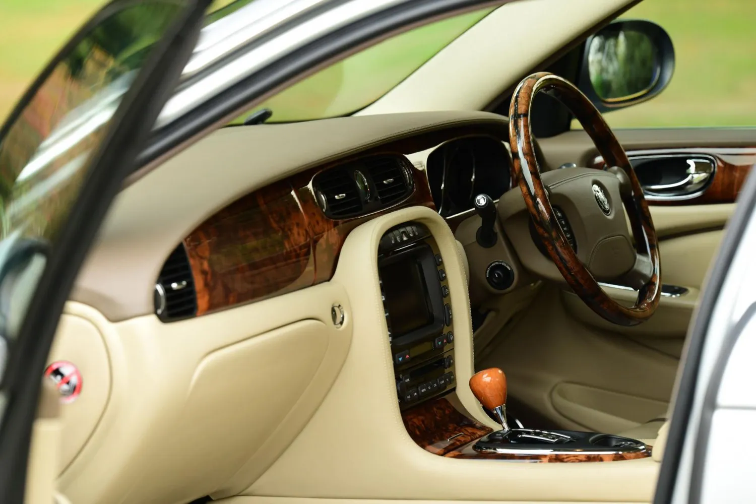 Image for Jaguar XJ X350