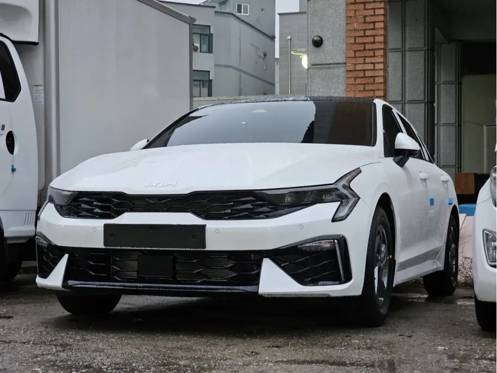 Kia K5 facelift 2023