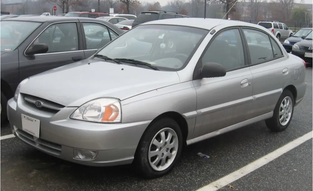 Kia Rio I Sedan (DC, facelift 2002)