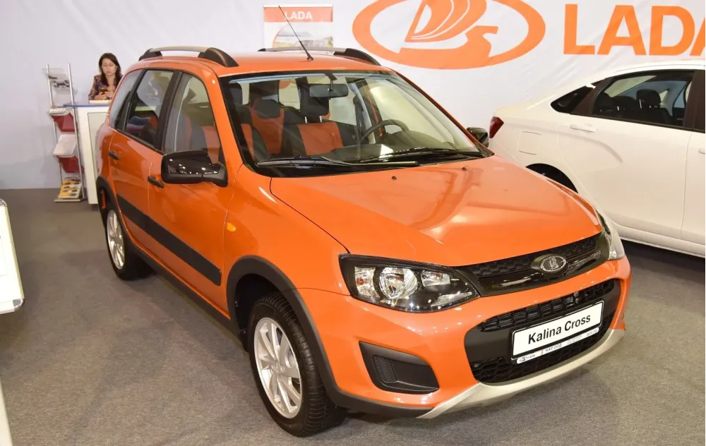 Lada Kalina Cross (21941)