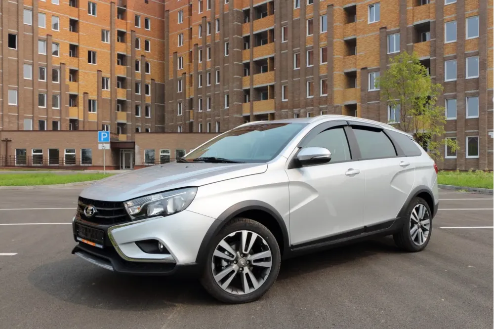 Lada Vesta SW Cross