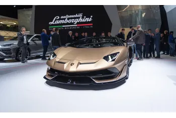 Lamborghini Aventador SVJ Roadster