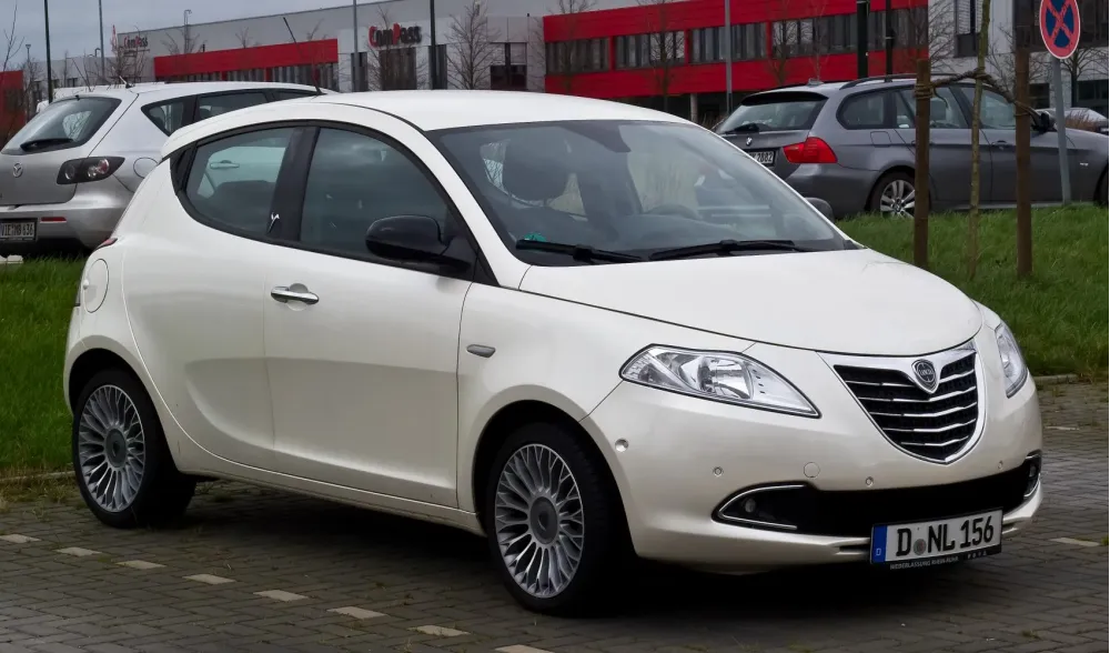 Lancia Ypsilon 846