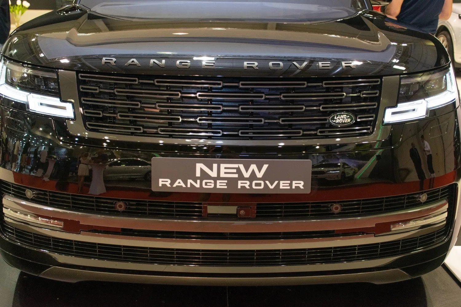 Image for Land Rover Range Rover V SWB