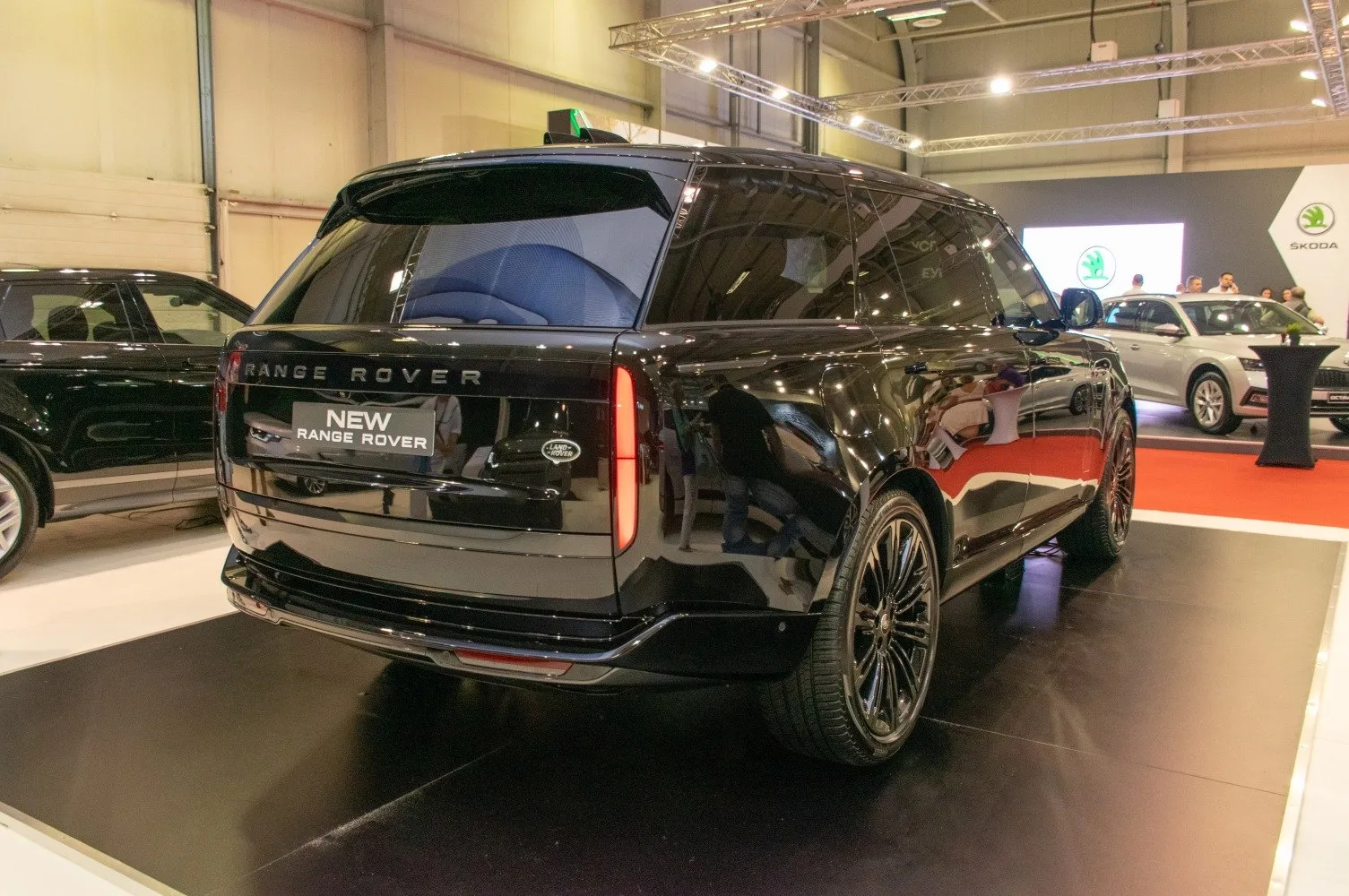 Image for Land Rover Range Rover V SWB