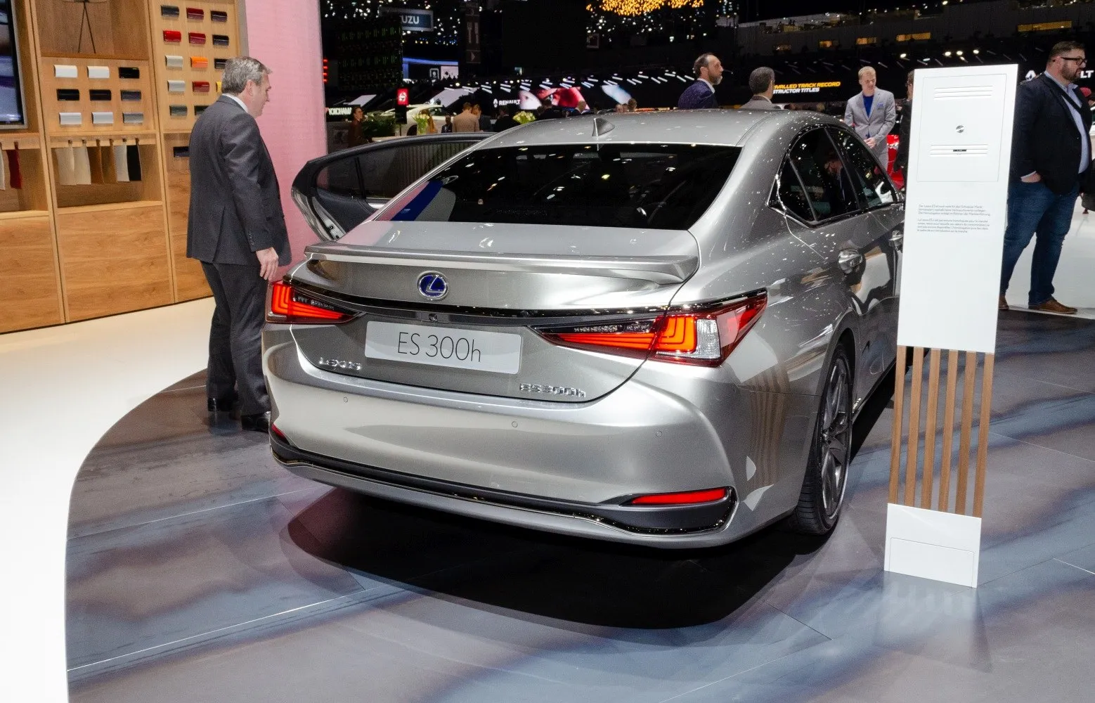 Image for Lexus ES VII (XZ10)