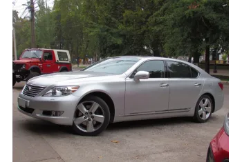 Lexus LS IV Long (facelift 2009)