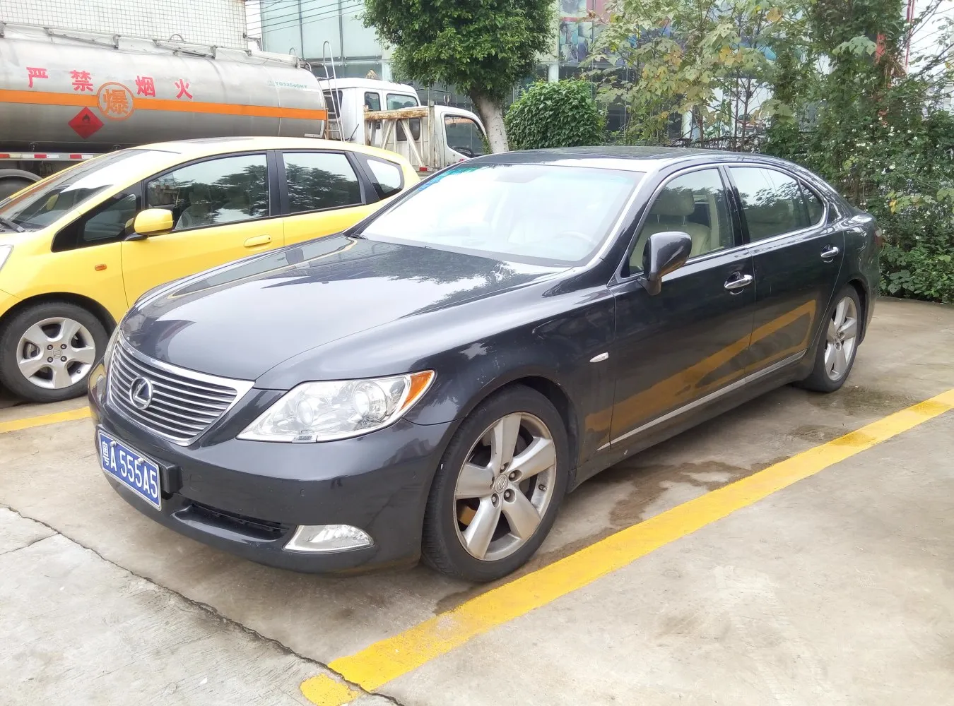 Image for Lexus LS IV Long