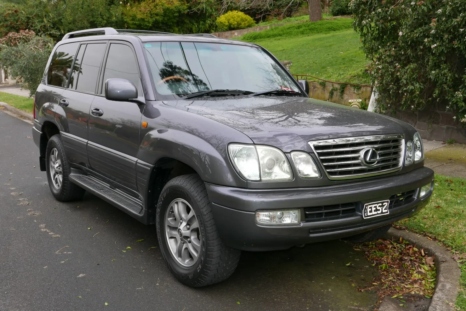 Image for Lexus LX II (facelift 2005)