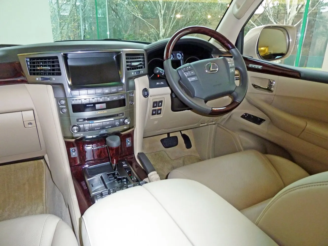 Image for Lexus LX III