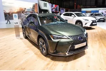 lexus ux