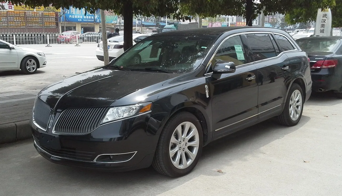 Image for Lincoln MKT I (facelift 2013)