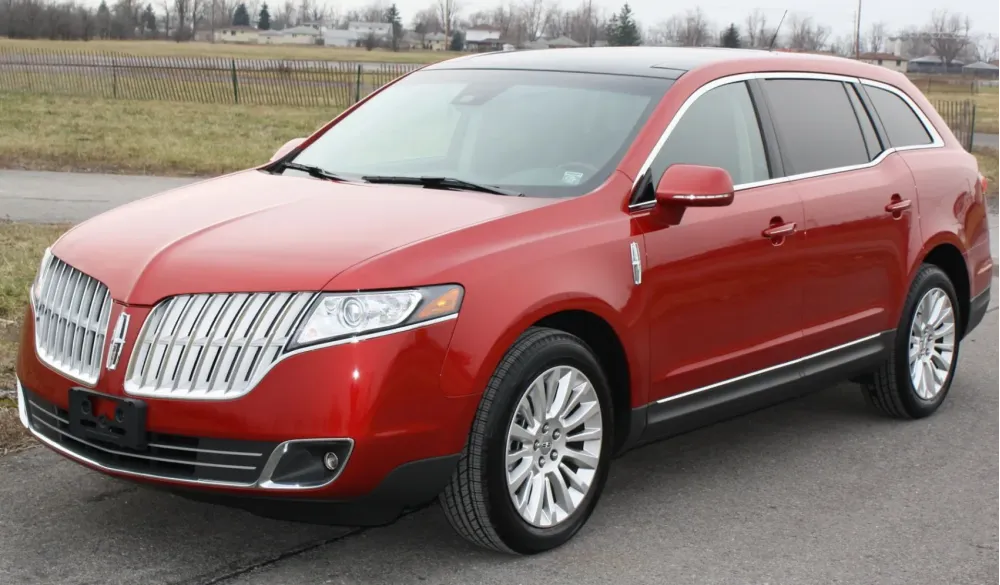 Lincoln MKT I