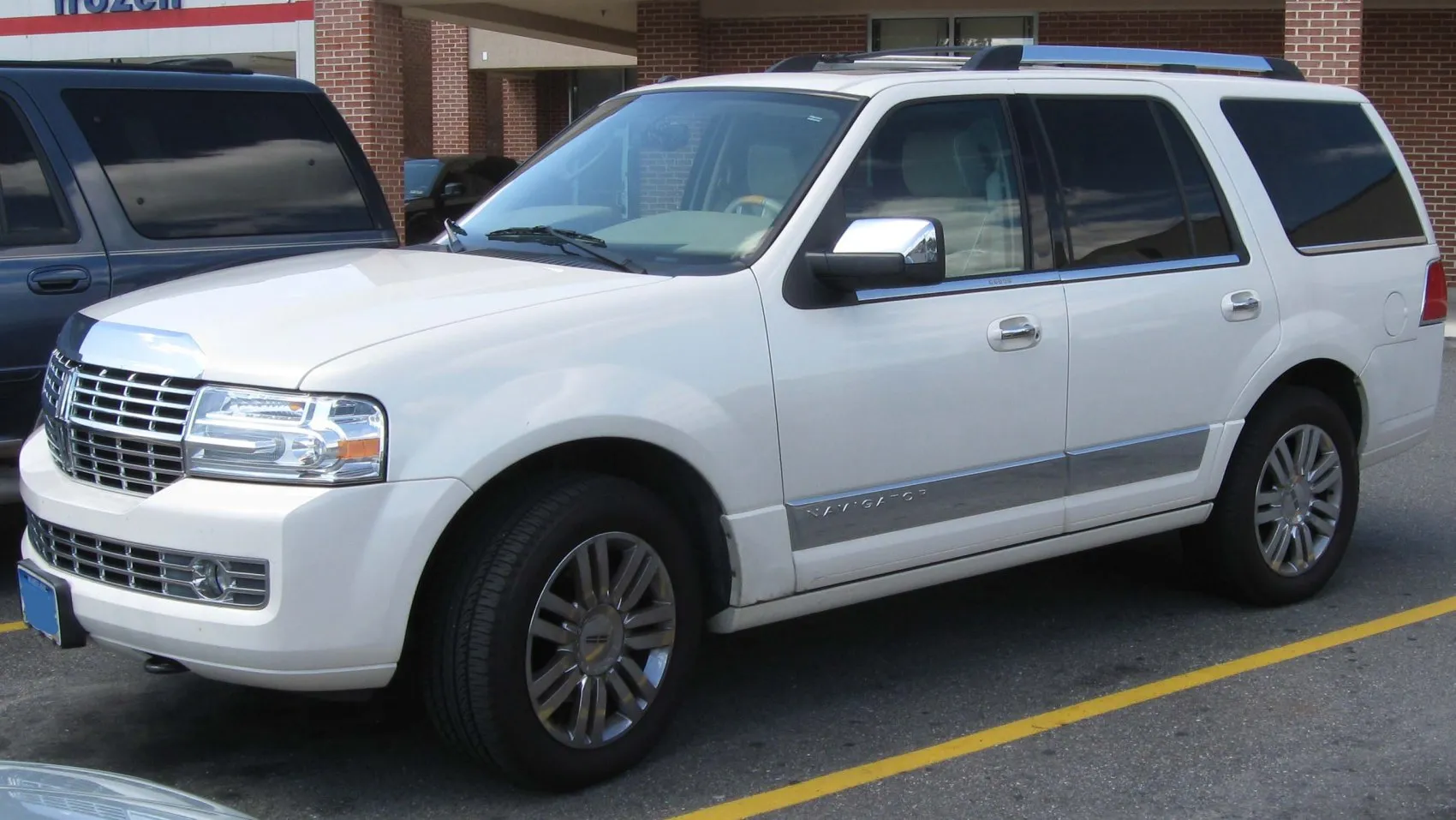 Image for Lincoln Navigator III