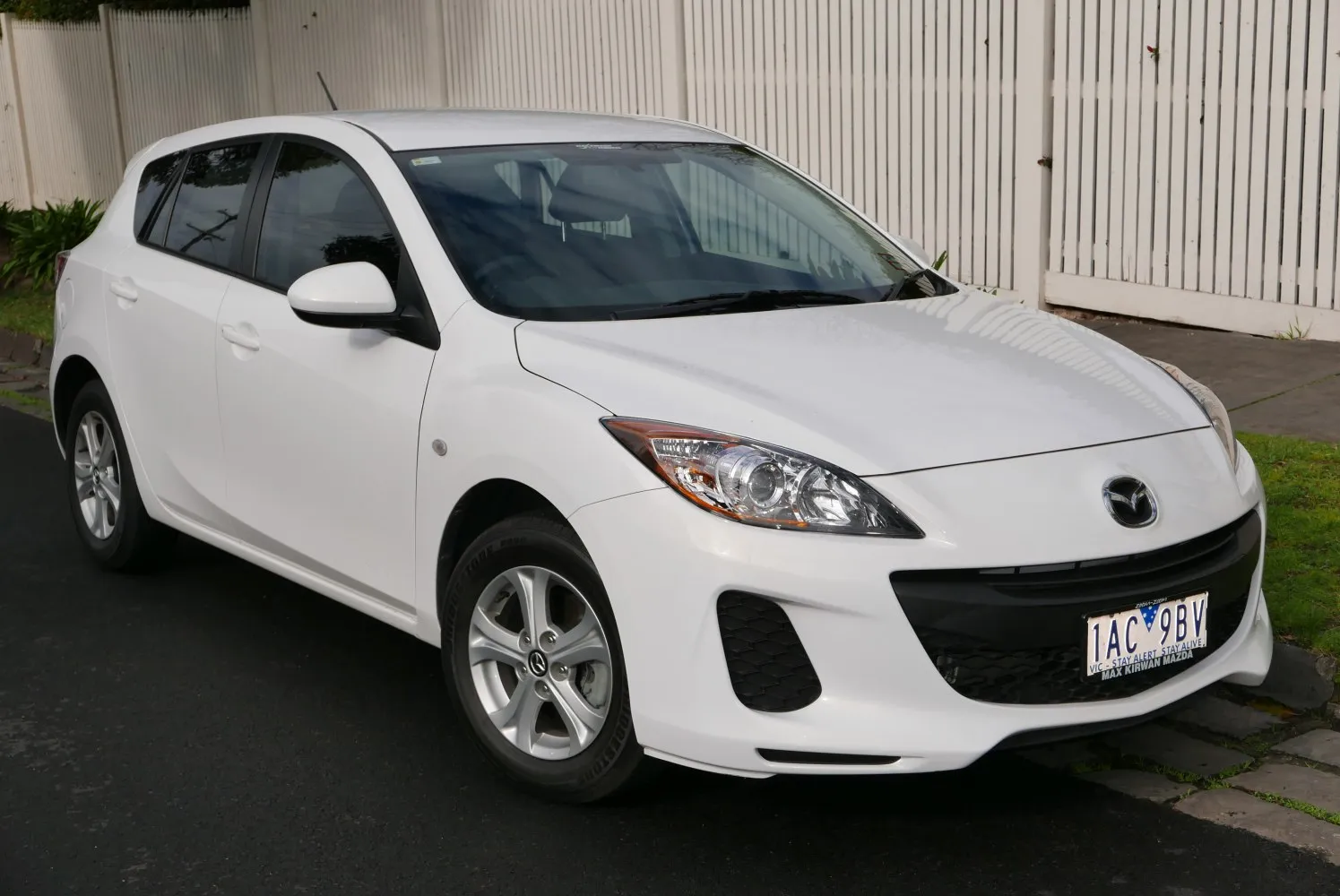 Mazda 3 II Hatchback (BL, facelift 2011)