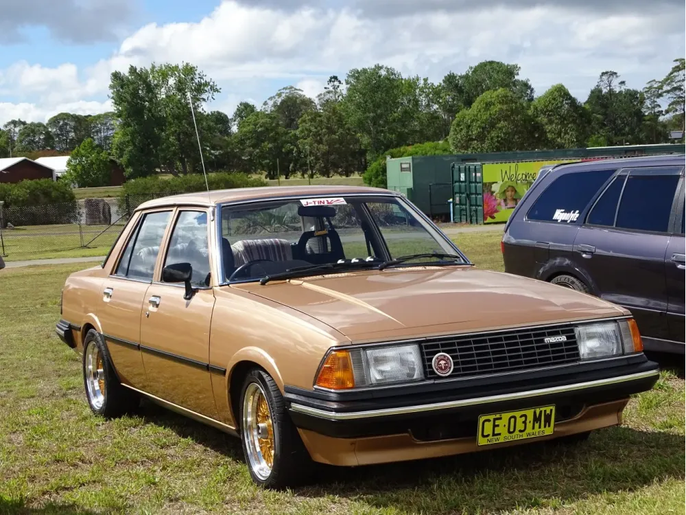 Mazda 626 I (CB)