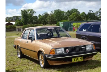 Mazda 626 I (CB)