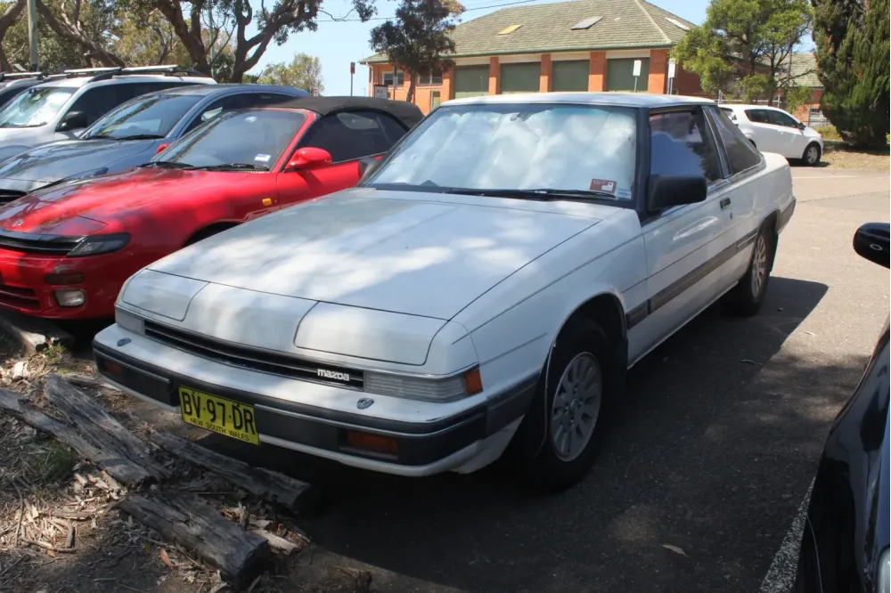 Mazda 929 II Coupe (HB)