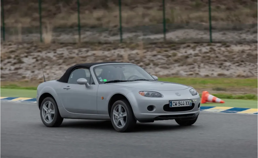Mazda MX-5 III (NC)