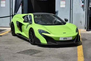 mclaren 675lt spider