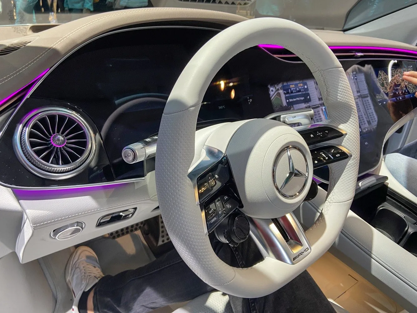Image for Mercedes-Benz EQS V297