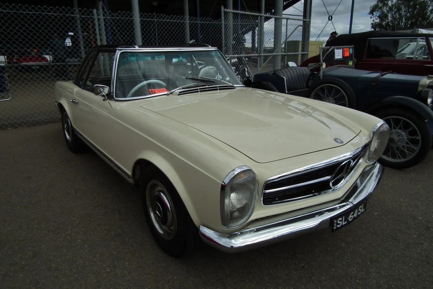 Image for Mercedes-Benz SL Coupe (W113)
