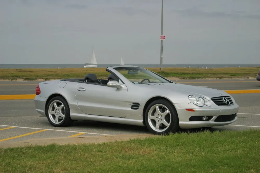 Mercedes-Benz SL R230