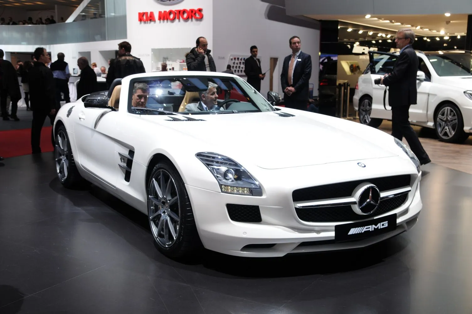Image for Mercedes-Benz SLS AMG Roadster (R197)
