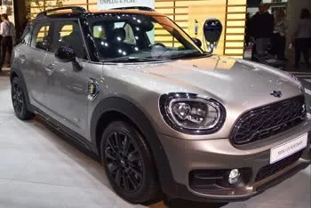 mini countryman u25