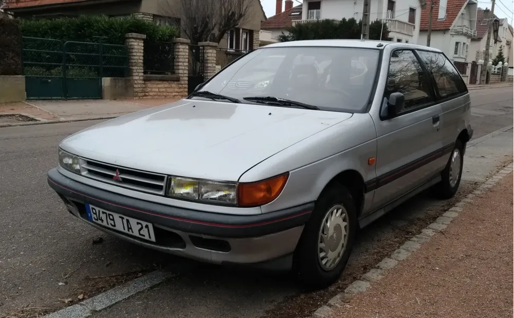 Mitsubishi Colt III (C50)