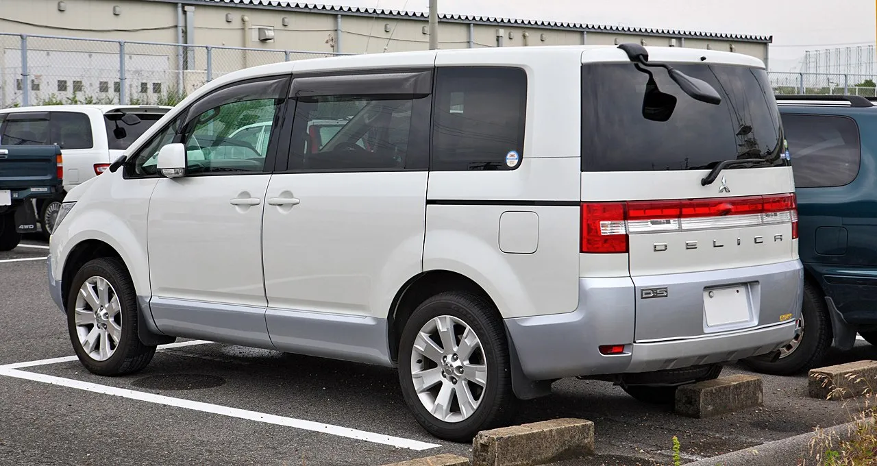Image for Mitsubishi Delica D5
