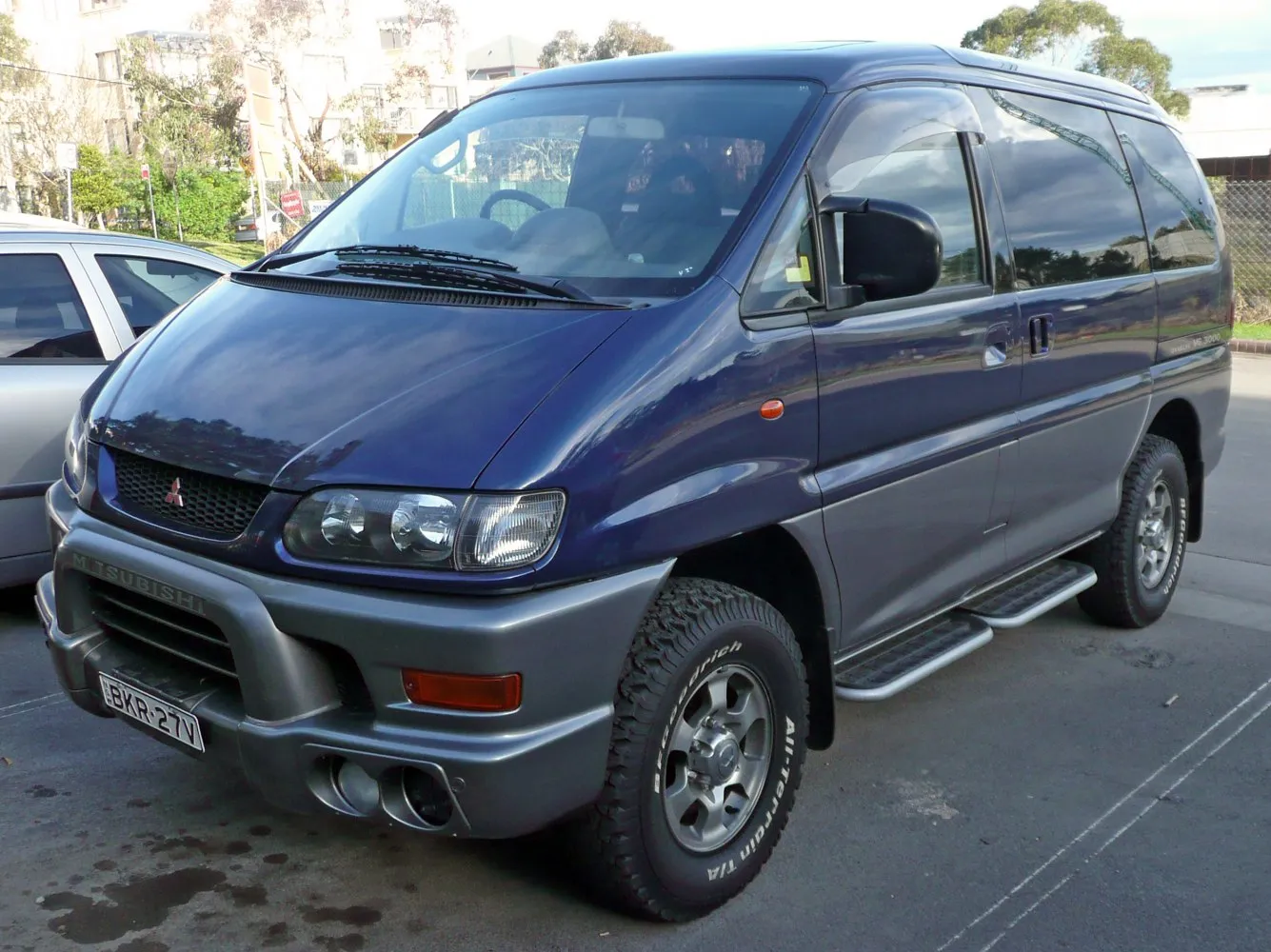 Image for Mitsubishi Delica L400