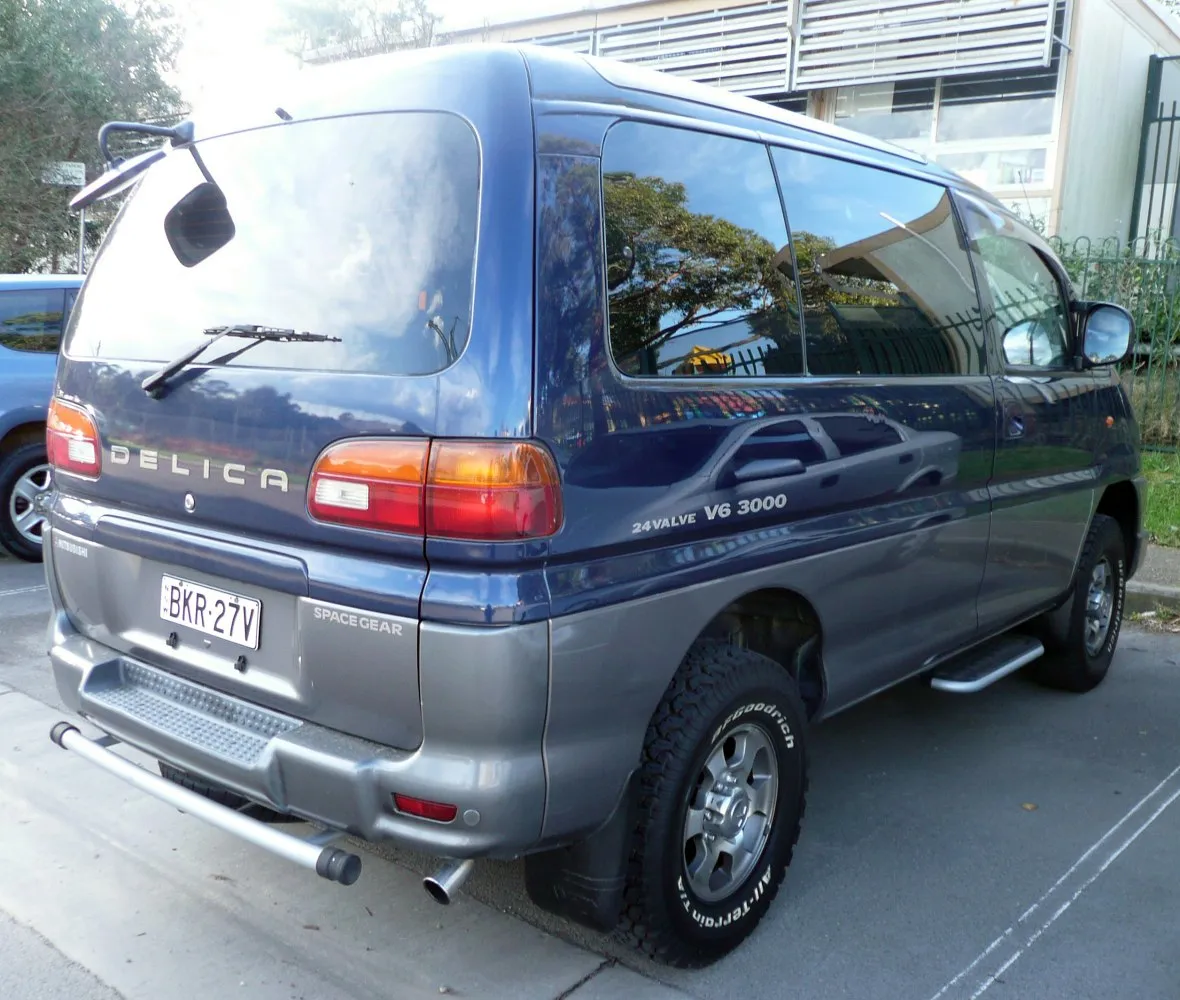 Image for Mitsubishi Delica L400