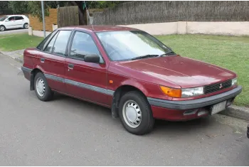 Mitsubishi Lancer IV Hatchback