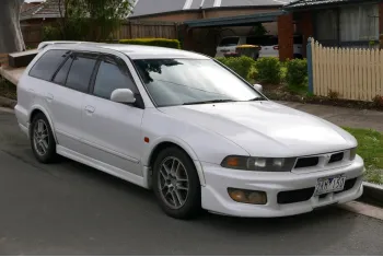 Mitsubishi Legnum EAO