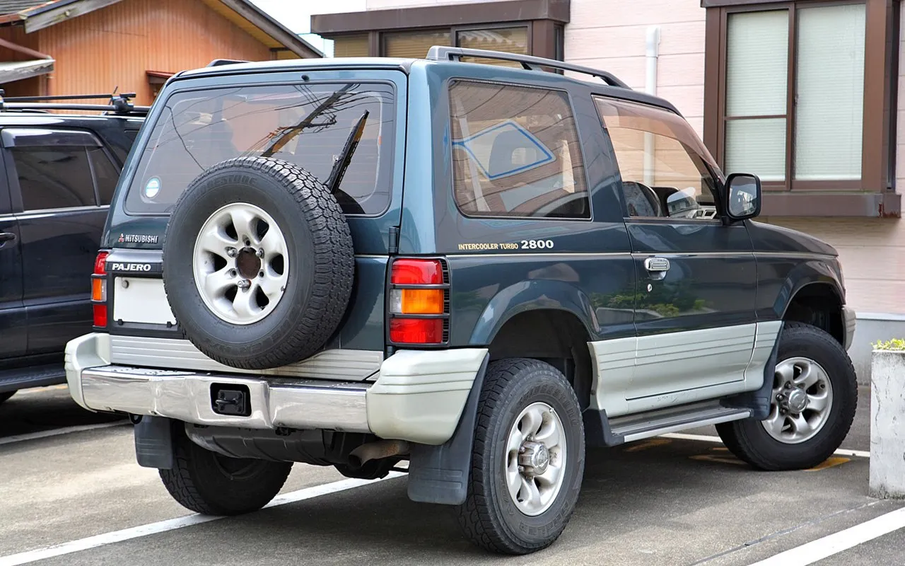Image for Mitsubishi Pajero II Metal Top (V2_W,V4_W)