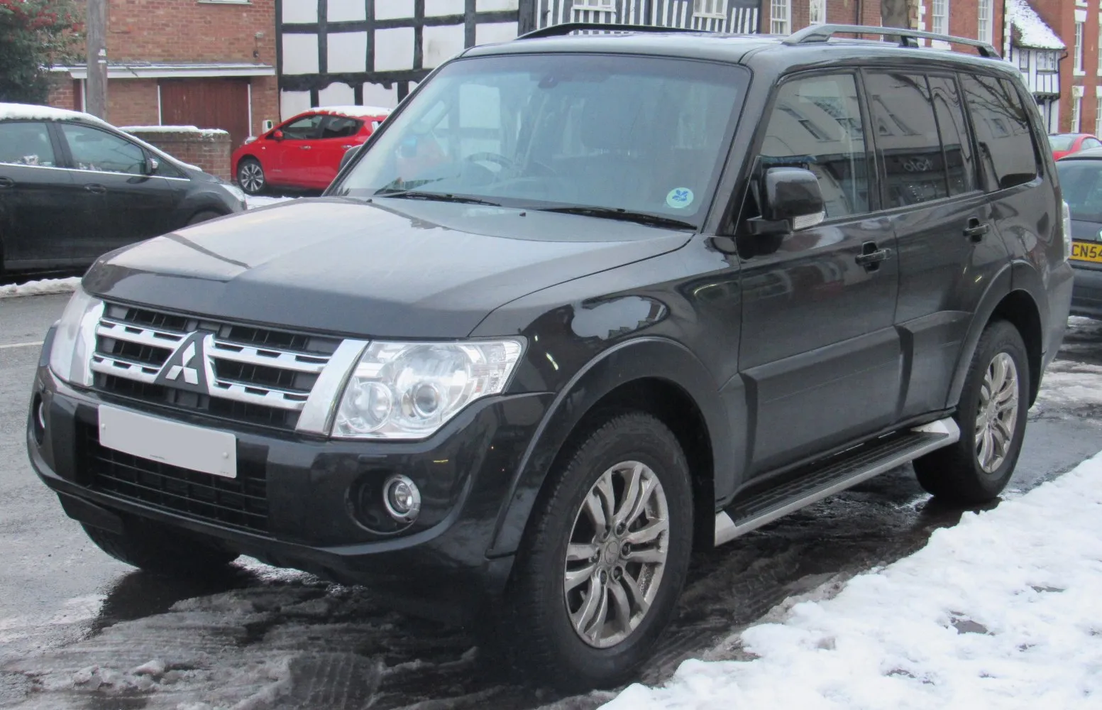 Mitsubishi Shogun IV (5-door, facelift 2011)