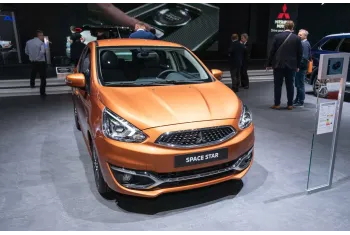 Mitsubishi Space Star facelift 2015