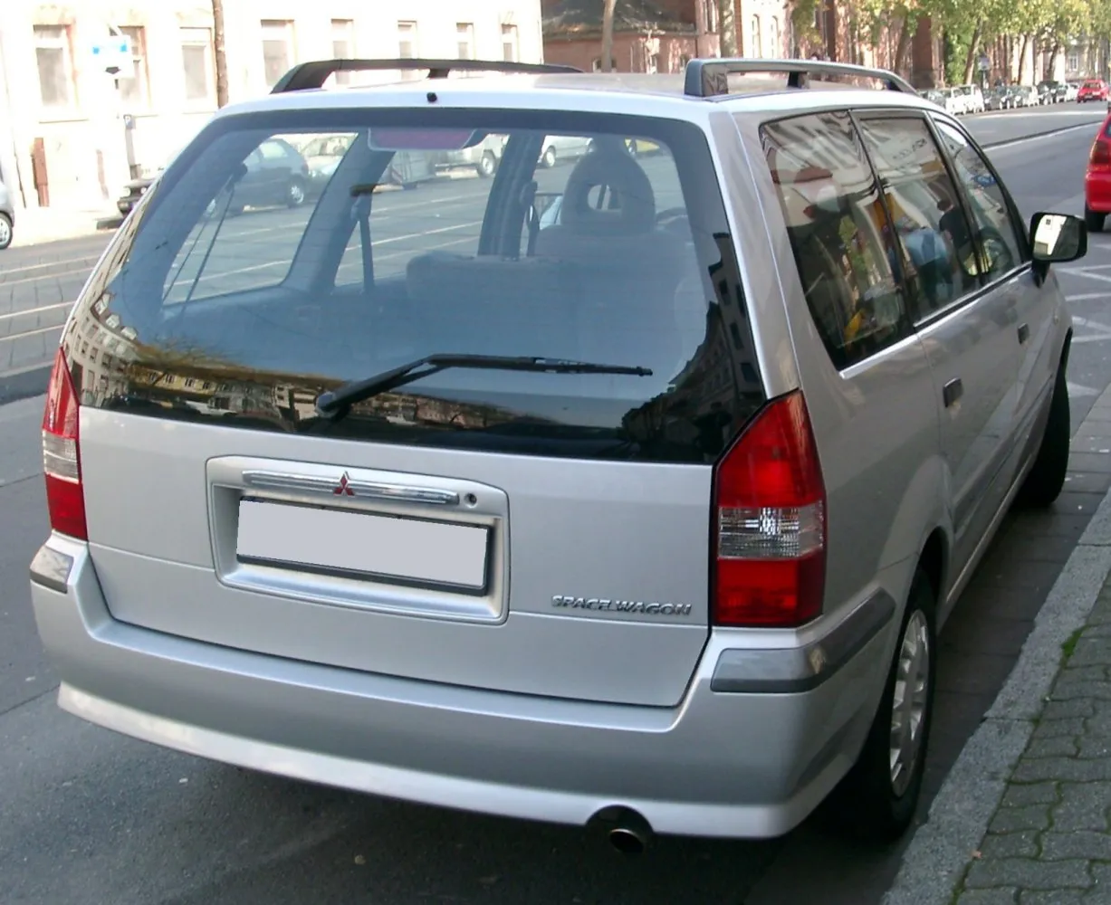Image for Mitsubishi Space Wagon III