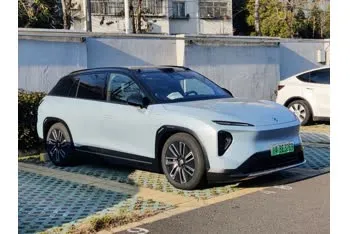 nio es7
