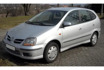 Nissan Almera Tino