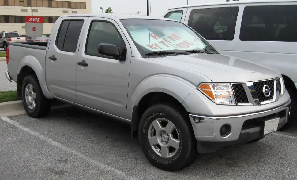 Nissan Frontier II Crew Cab (D40)