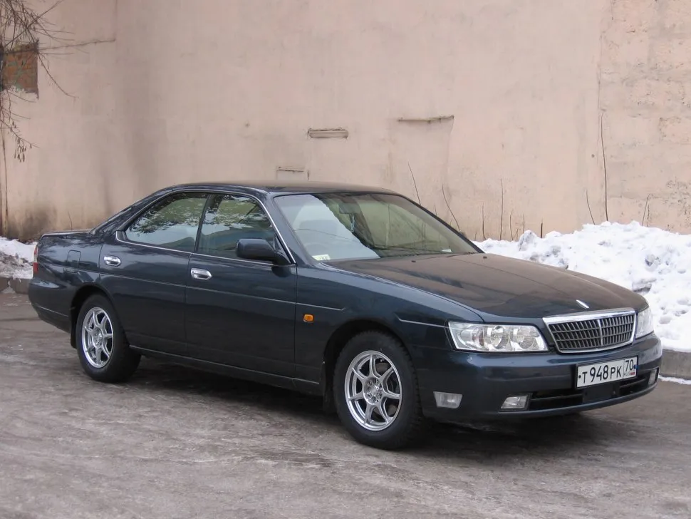 Nissan Laurel E-HC35/E-GC35