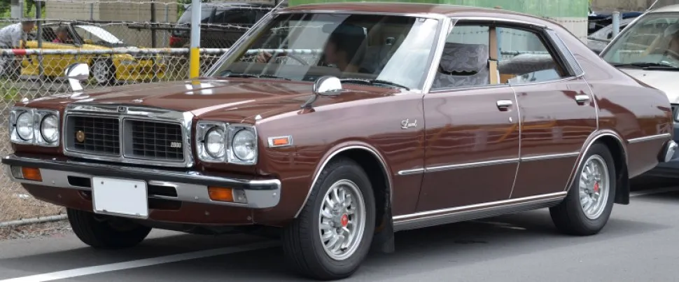 Nissan Laurel HLC230