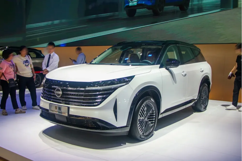 Nissan Pathfinder V (China)