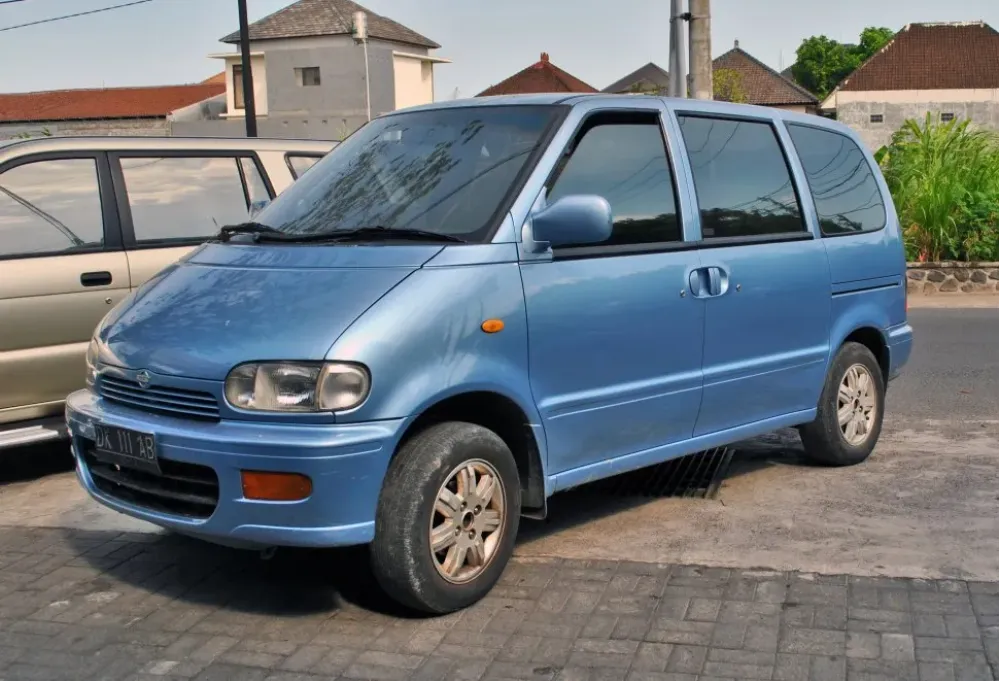 Nissan Serena C23M