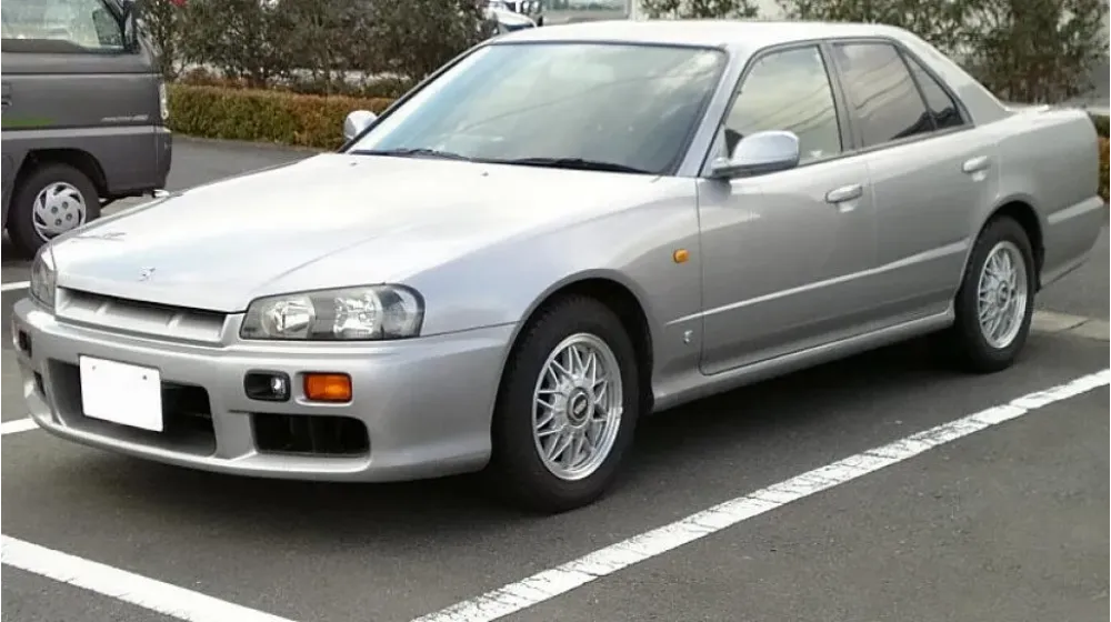 Nissan Skyline X (R34)